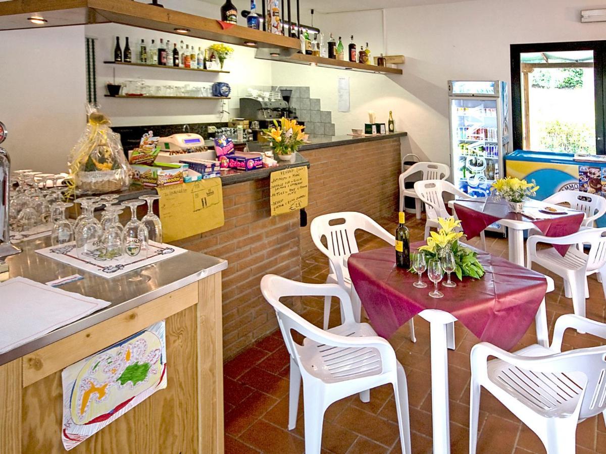 Residence Ristorante Il Paradiso Guardistallo Exterior photo
