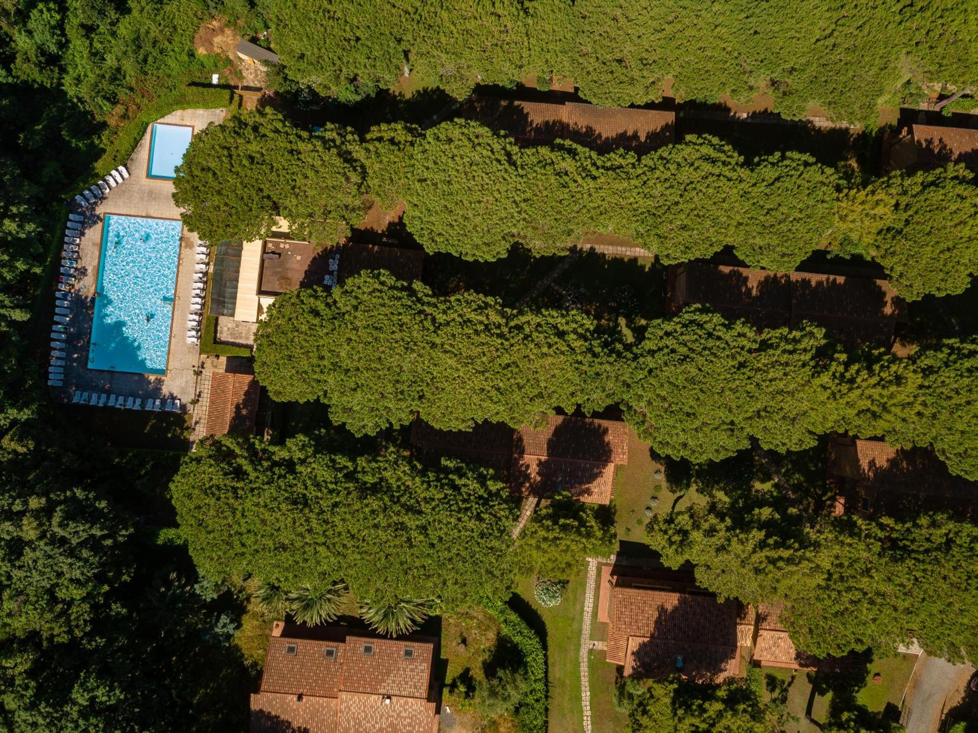 Residence Ristorante Il Paradiso Guardistallo Exterior photo