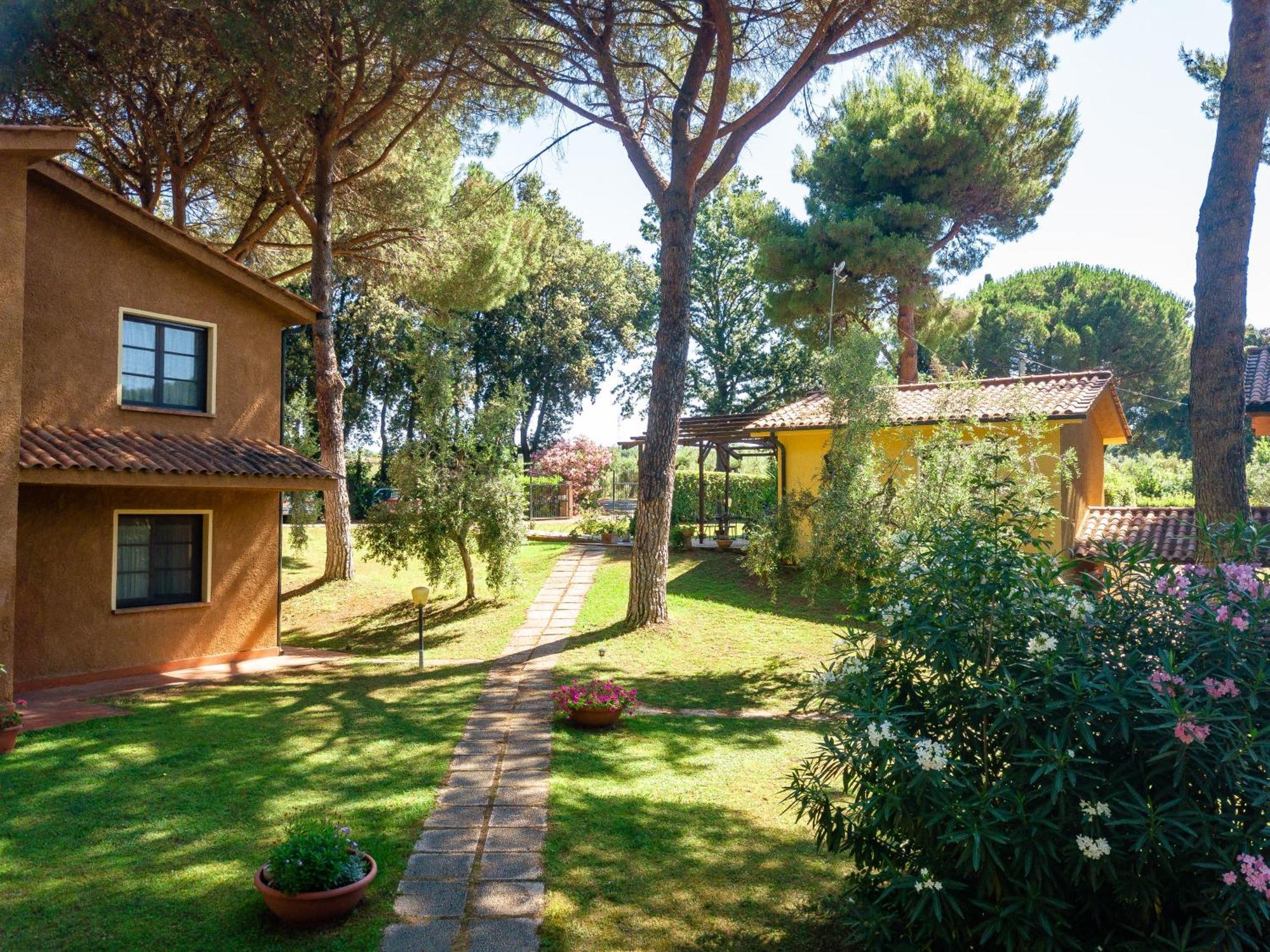 Residence Ristorante Il Paradiso Guardistallo Exterior photo